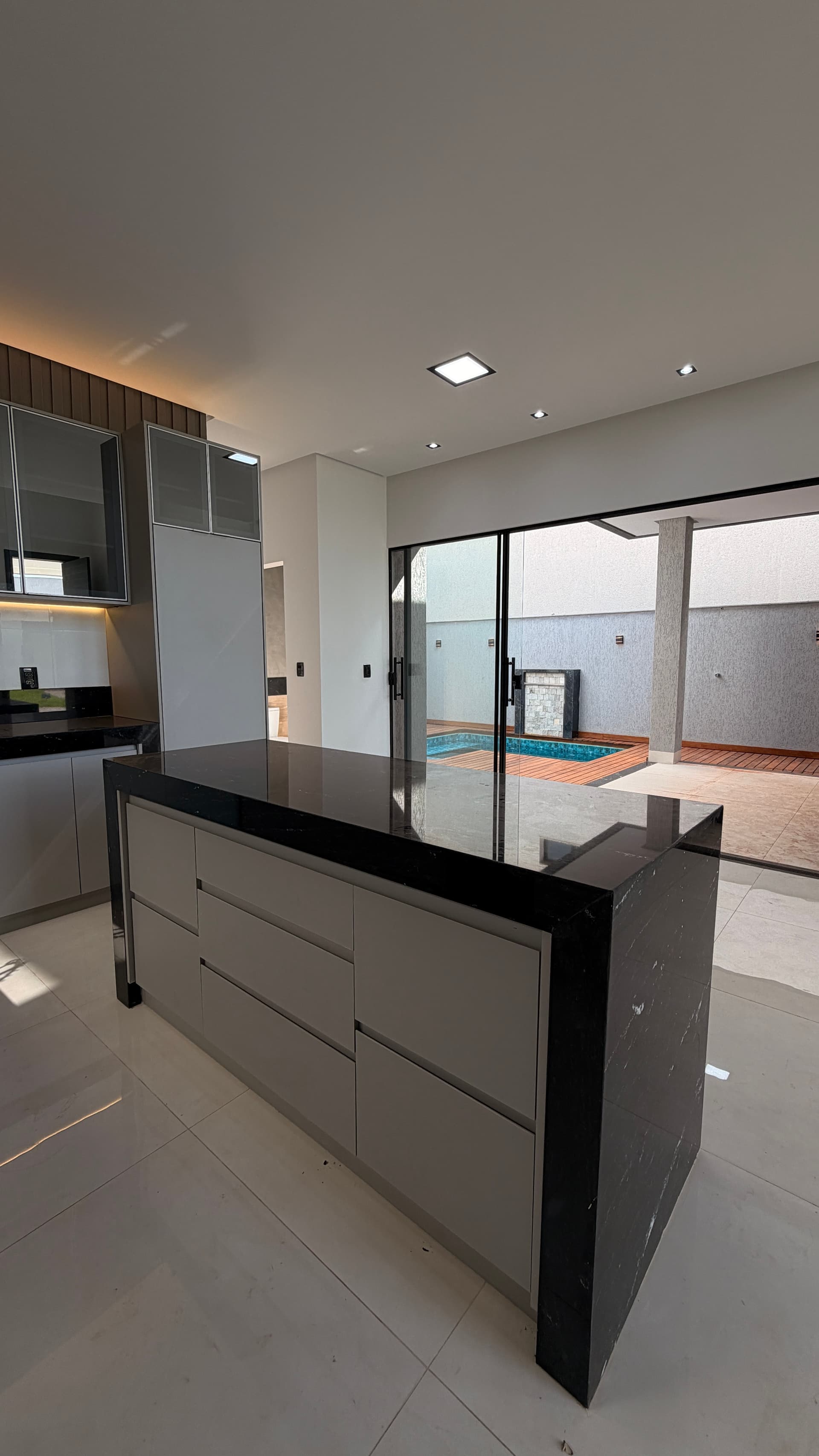 Casa Térrea Mobiliada 3 Suítes no Jardins Bolonha