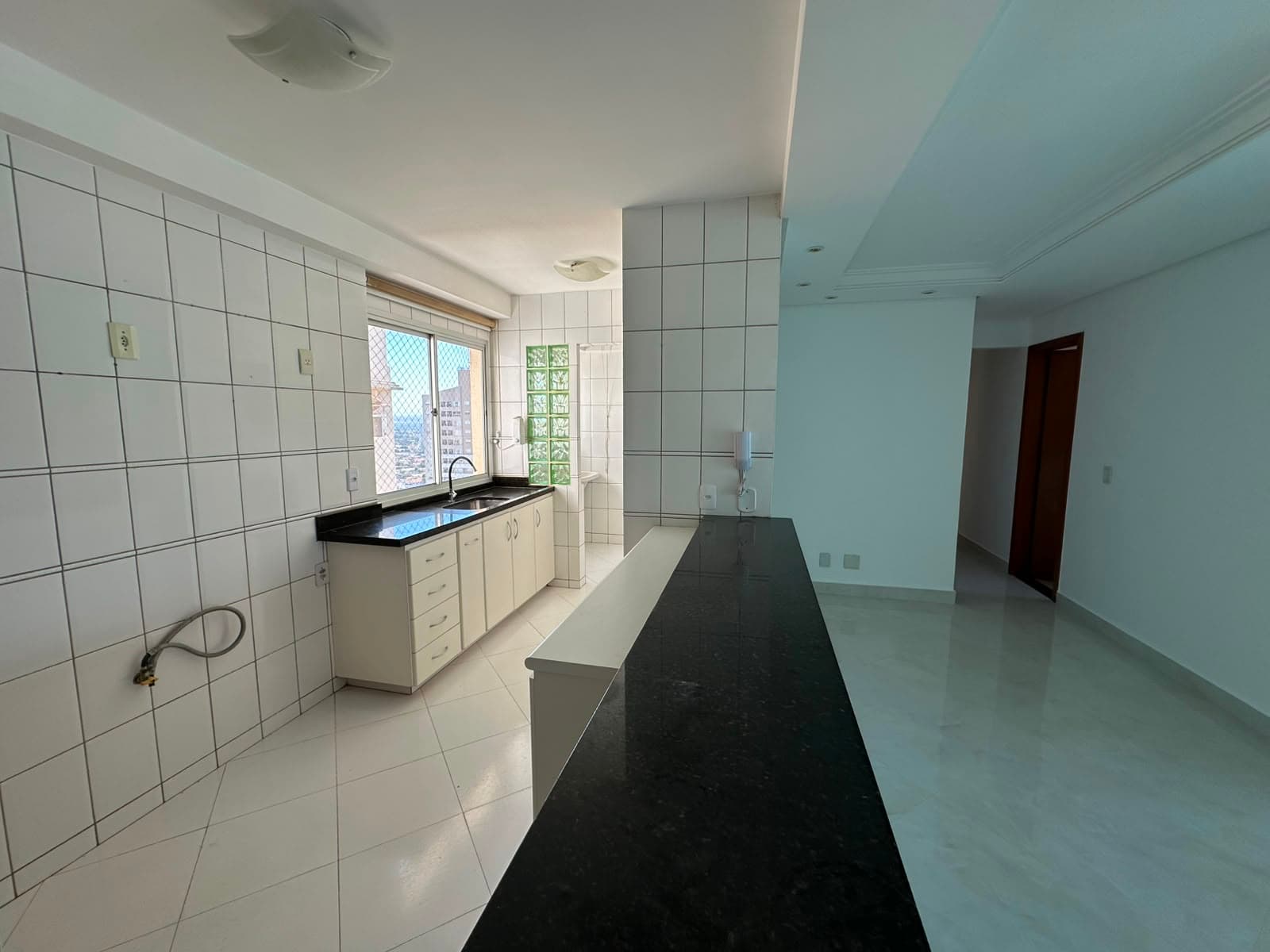 APARTAMENTO 3 SUITES NO RESIDENCIAL SOLAR DOS NOBRES SETOR BUENO