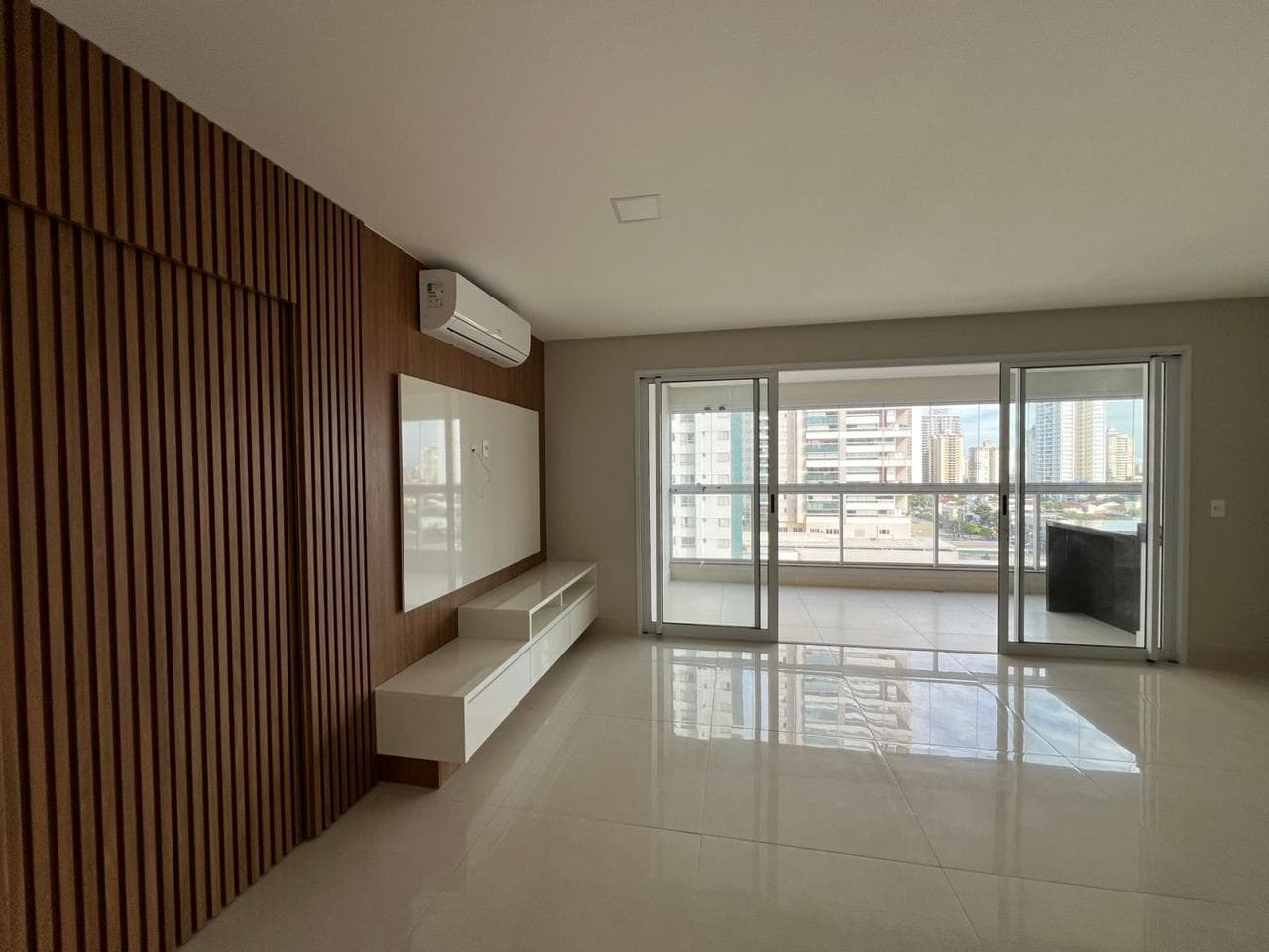 Apartamento á venda Setor Bueno 114m² - Goiânia GO