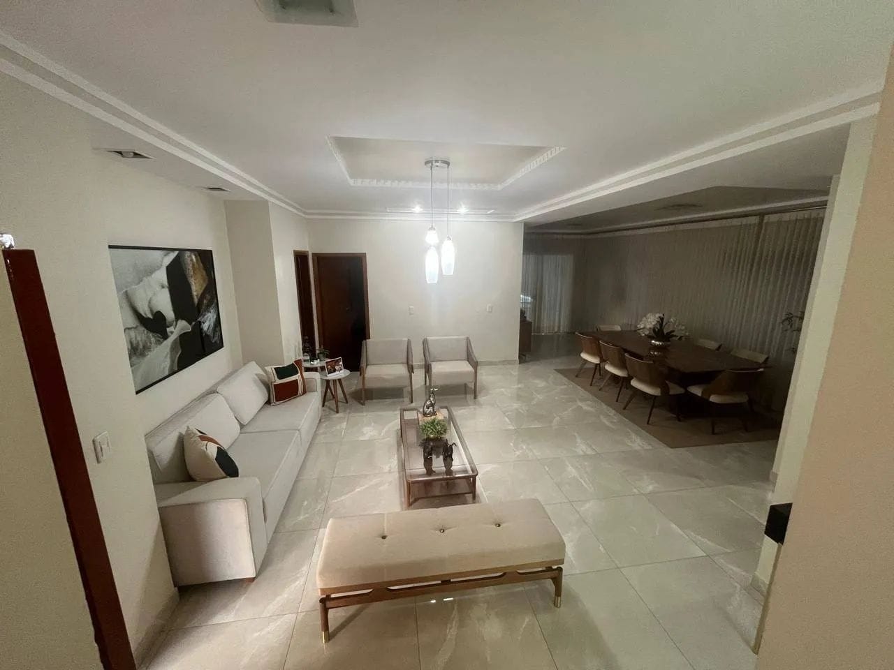 Jardins Mônaco - Sobrado à venda com 4 suítes - 370 m² de área construída