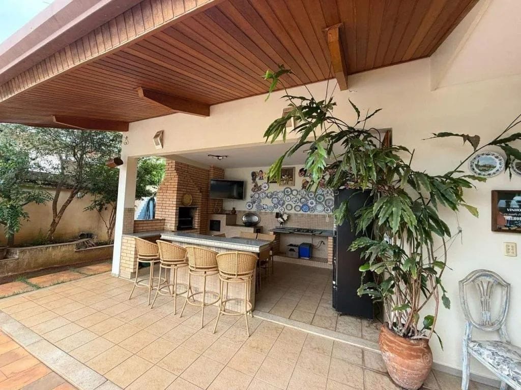 SOBRADO 04 SUÍTES - JARDINS VIENA - 359 m² ÁREA PRIVATIVA  APARECIDA DE GOIÂNIA-GO