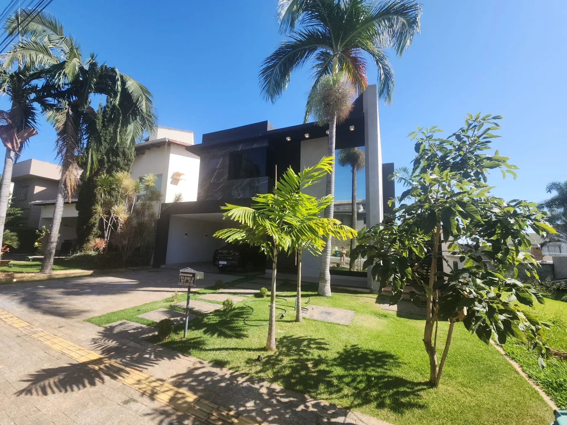 Sobrado à venda, Jardins Madri, Goiânia, GO