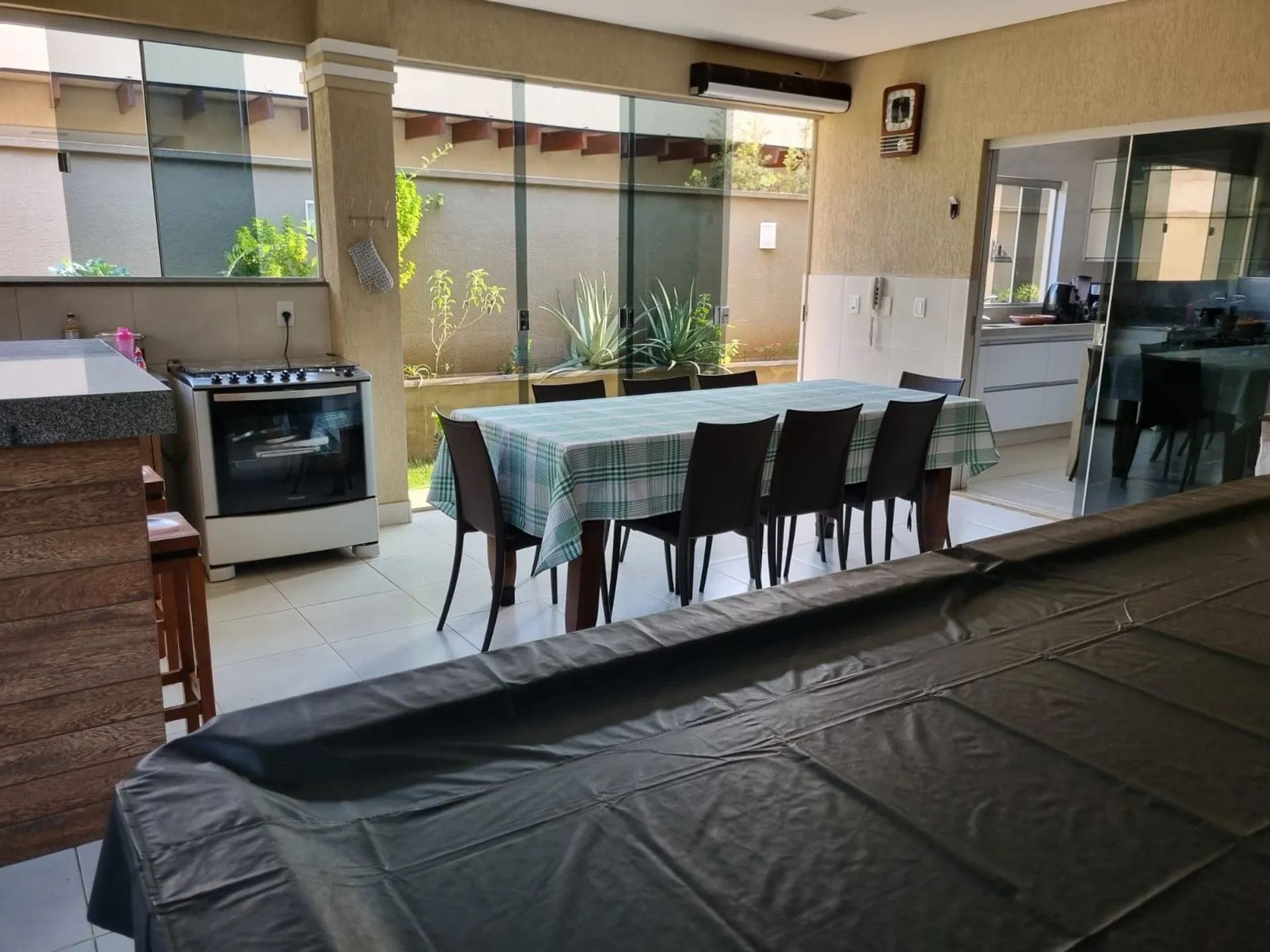 SOBRADO - 4 SUÍTES - ÁREA 310m² - JARDINS LISBOA - GOIÂNIA/GO