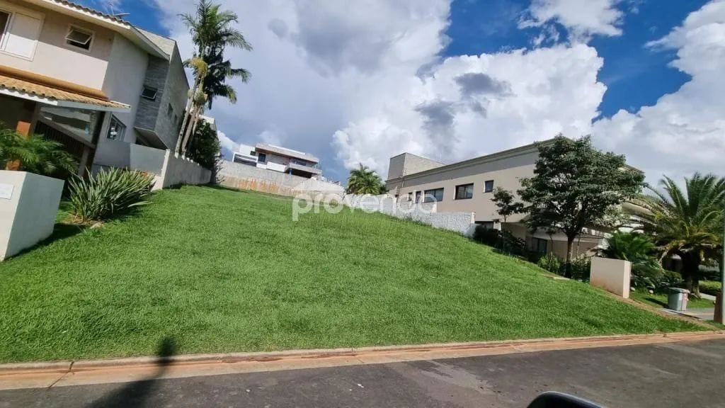 LOTE 800m² À VENDA - RESIDENCIAL ALPHAVILLE CRUZEIRO DO SUL