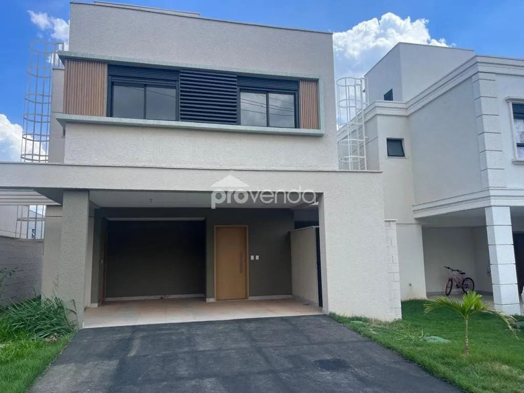 SOBRADO - 4 QUARTOS (3 SUÍTES) - ÁREA 181m² - JARDINS MARSELHA - APARECIDA DE GOIÂNIA/GO