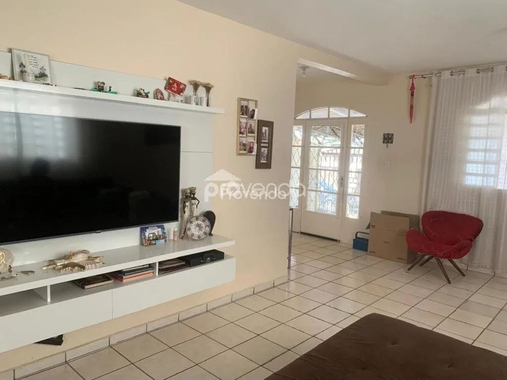 CASA 3 QUARTOS VILA BRASILIA - APARECIDA DE GOIANIA