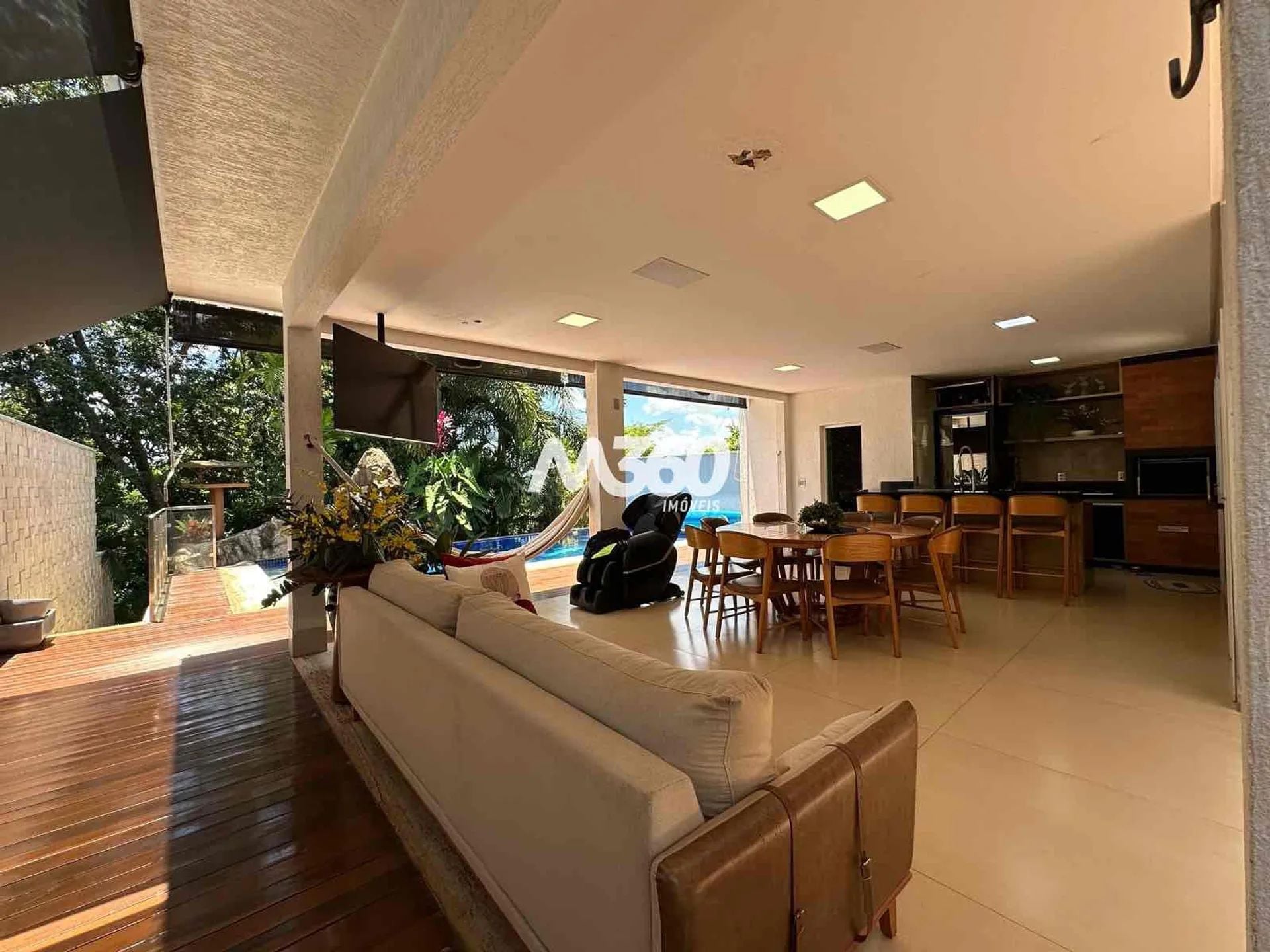 Sobrado à Venda, Condomínio do Lago, Goiânia, GO