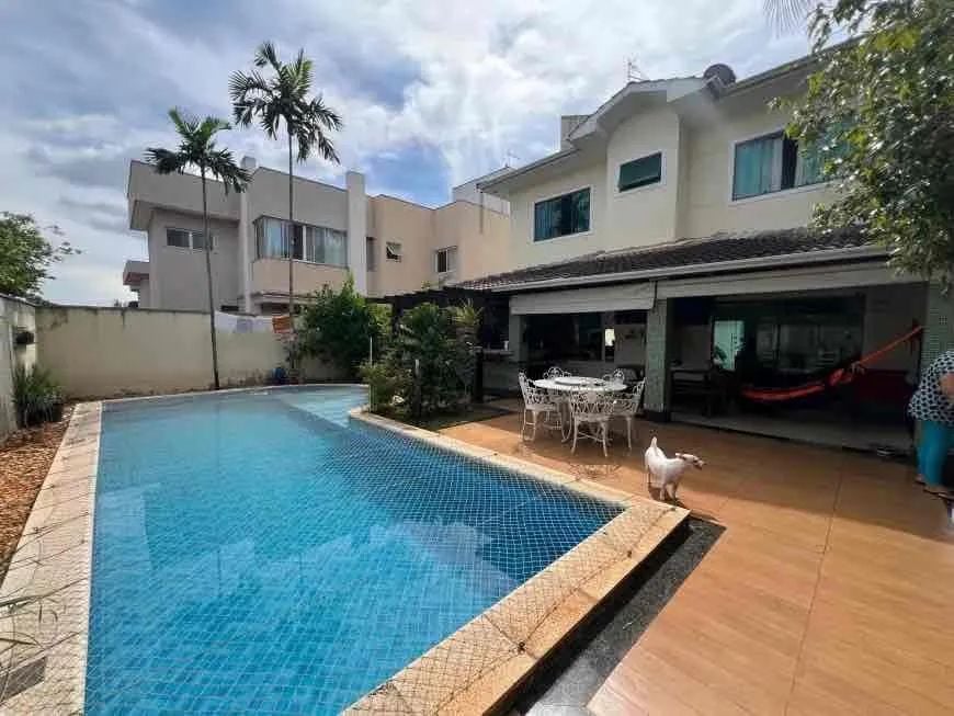 SOBRADO 04 QUARTOS À VENDA - JARDINS MÔNACO - APARECIDA DE GOIÂNIA-GO