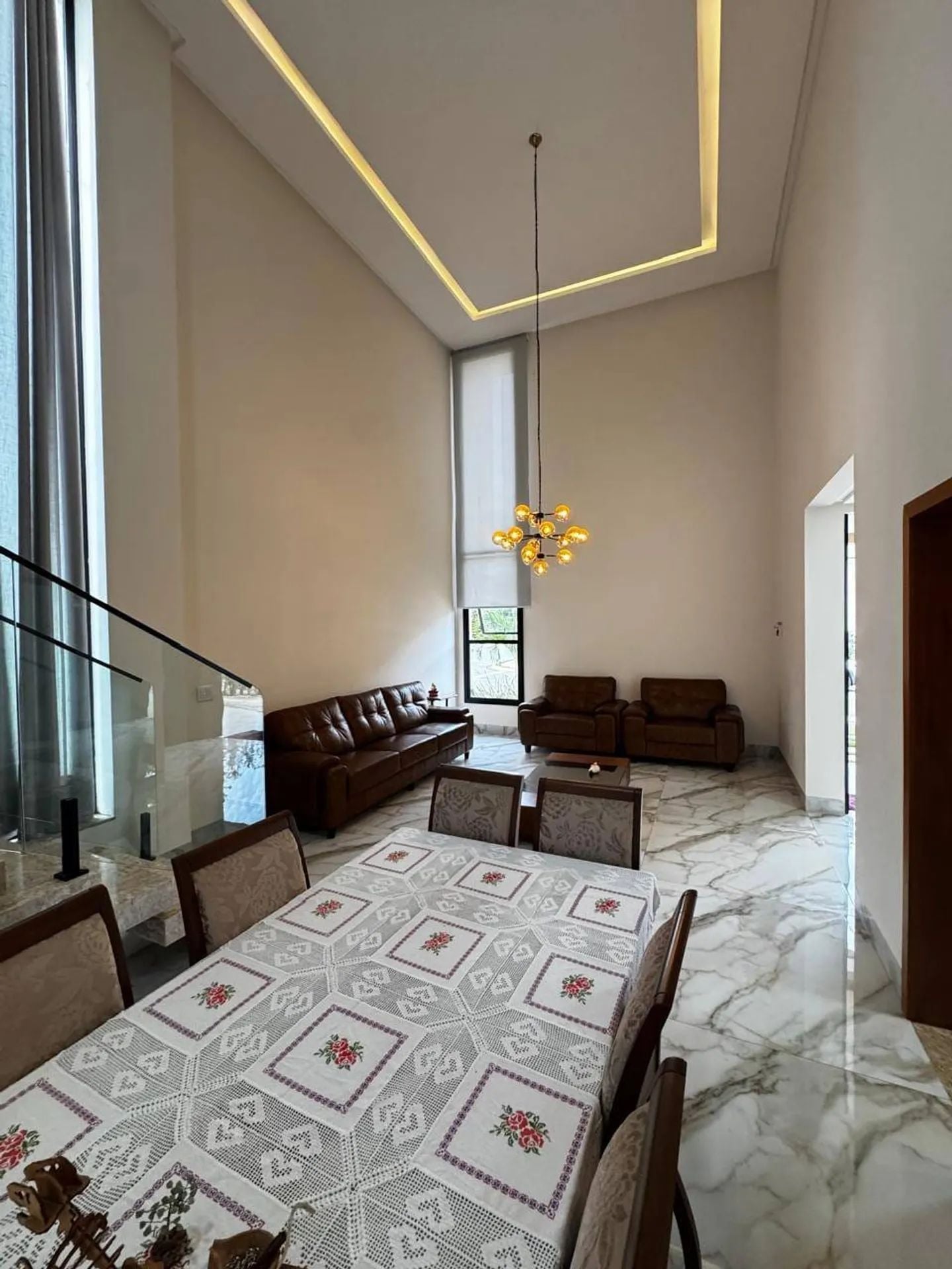 Sobrado à venda no Jardins Mônaco (VENDA)