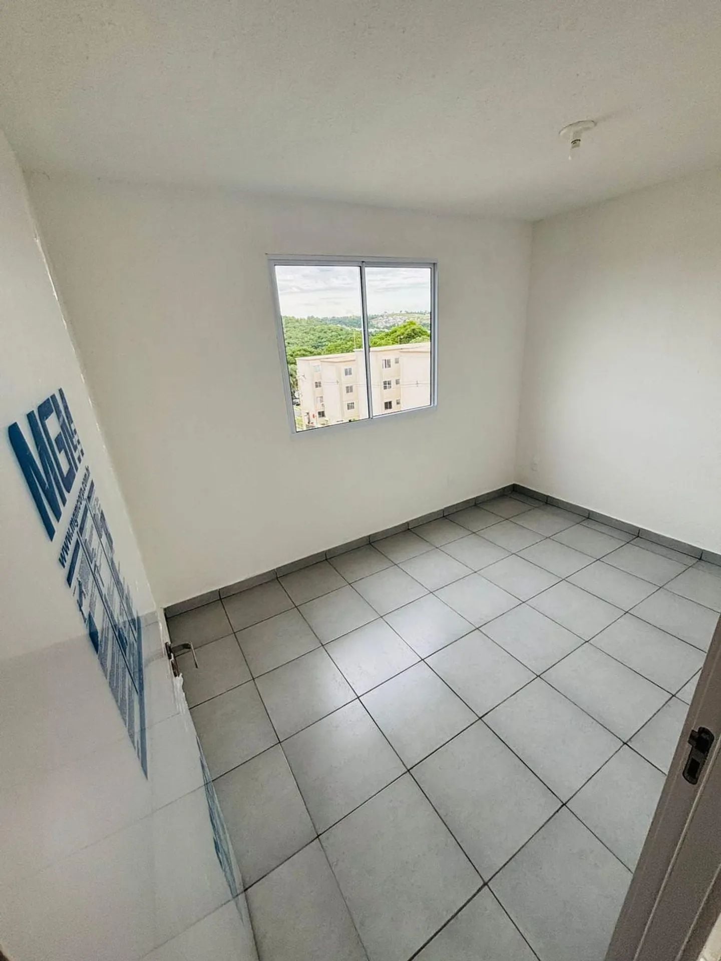 APARTAMENTO - 2 QUARTOS - ÁREA 42m² - SOLAR GRANDE RETIRO - GOIÂNIA/GO