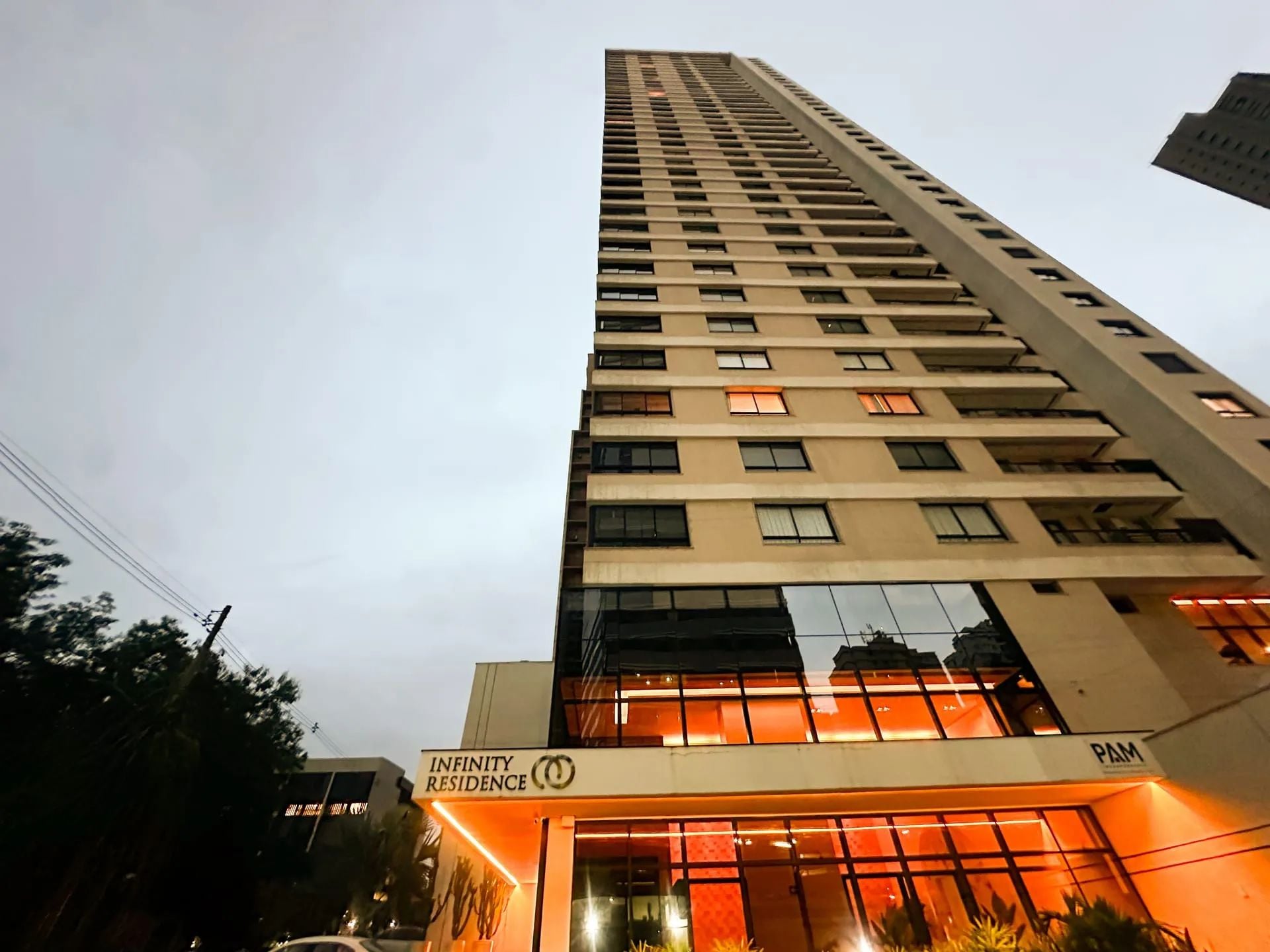 APARTAMENTO - 3 SUÍTES - ÁERA 230m² - RESIDENCE INFINITY - JARDIM GOIÁS - GOIÂNIA/GO