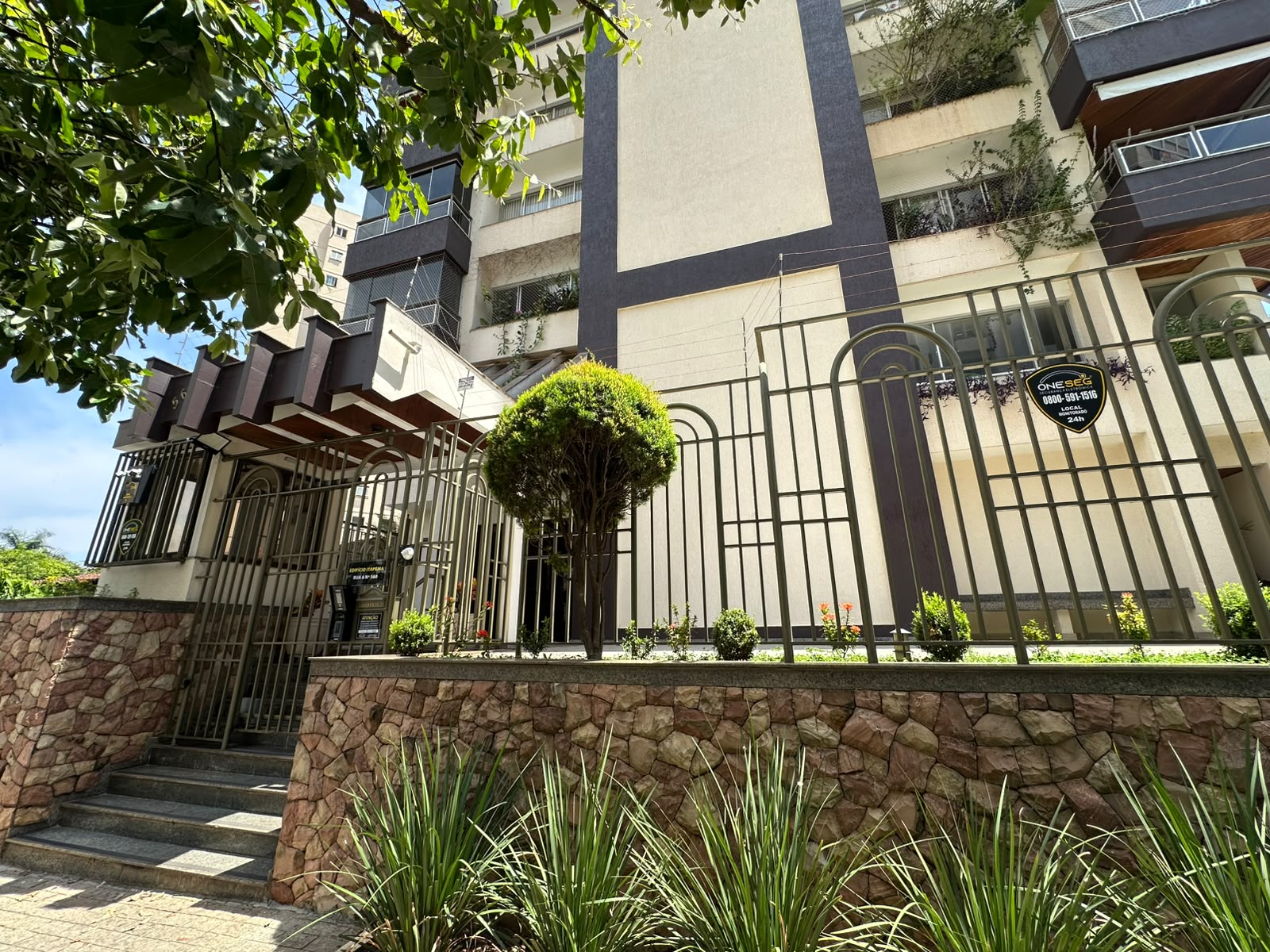 APARTAMENTO 3 QUARTOS SENDO 1 SUITE RESIDENCIAL ITAPEMA NO SETOR OESTE