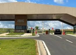 LOTE 280M² CONDOMÍNIO VINHAS FLAMBOYANT SENADOR CANEDO