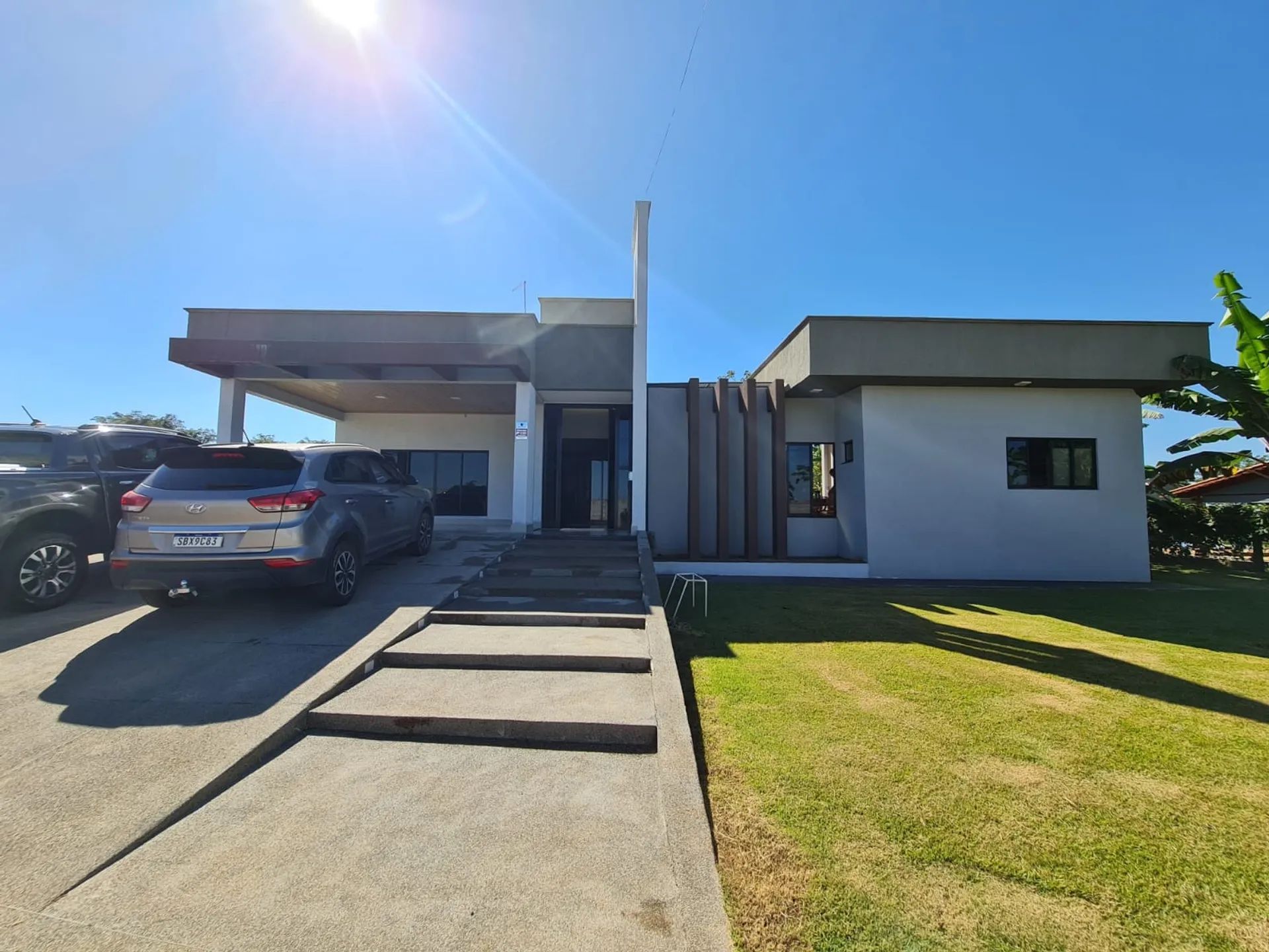 Condomínio Talismã - Casa Térrea - 3 suítes - 2.358,47 m2