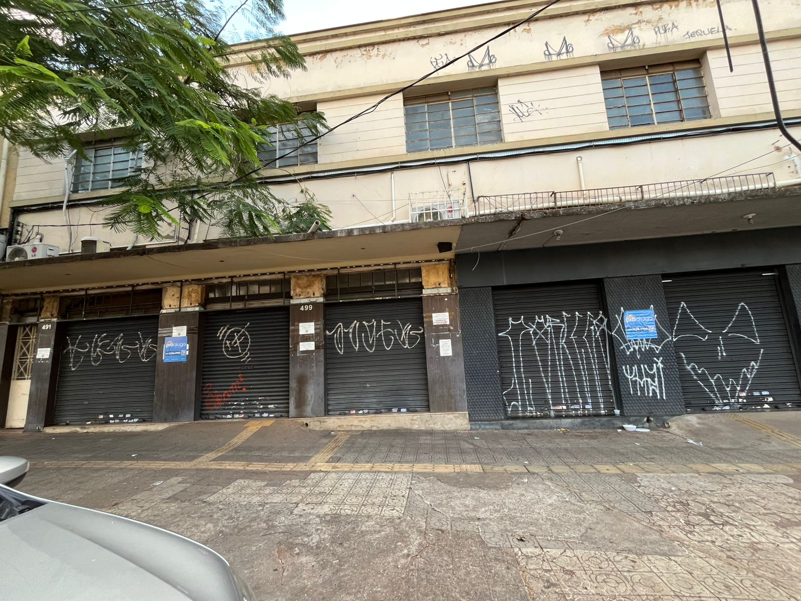 LOJA COMERCIAL DE 238M² NA AVENIDA ANHANGUERAC/ ARAGUAIA SETOR CENTRAL