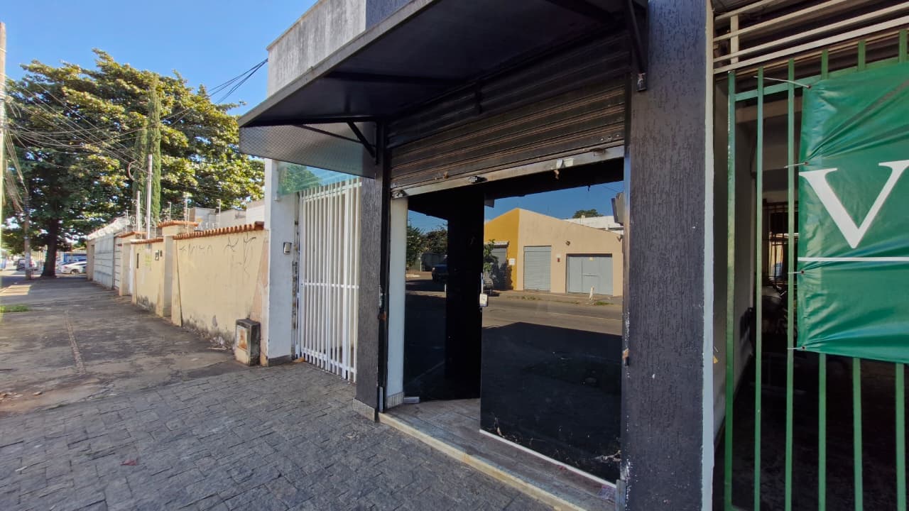 SALA COMERCIAL DE 80M², SETOR COIMBRA.