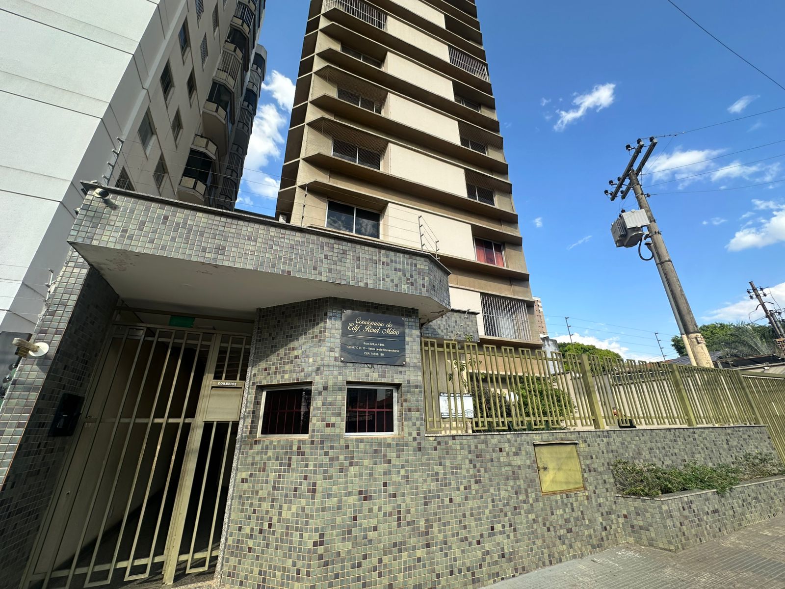 APARTAMENTO 3 QUARTOS SENDO 1 SUITE ED MILAO NO SETOR LESTE UNIVERSITÁRIO