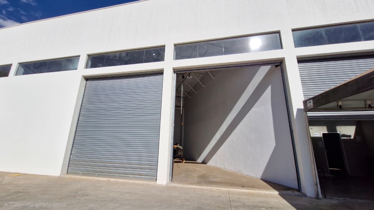 SALA COMERCIAL DE 130M², PARQUE AMAZÔNIA.