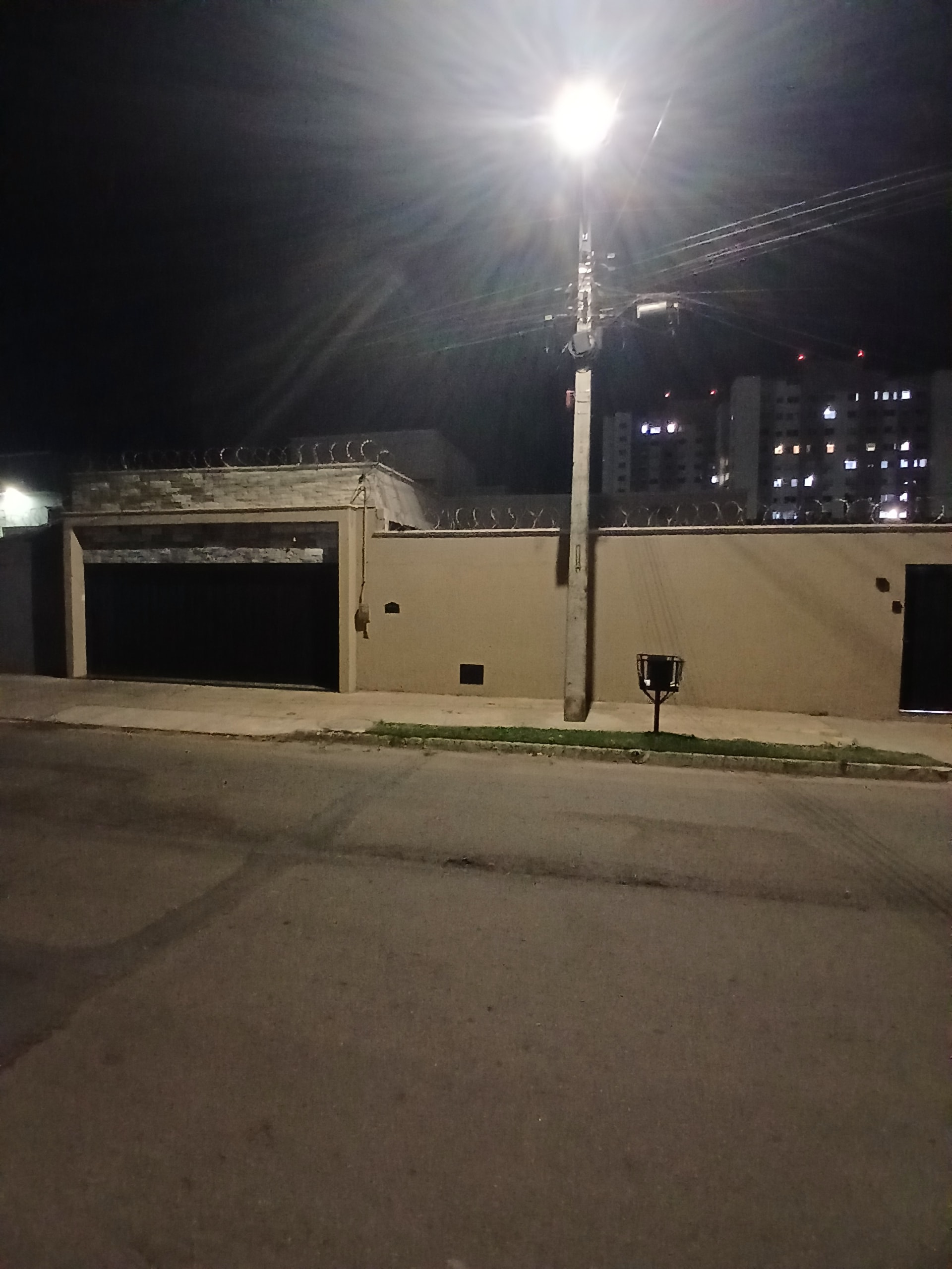 Casa 3 Quartos e 1 Suíte - Aparecida de Goiânia