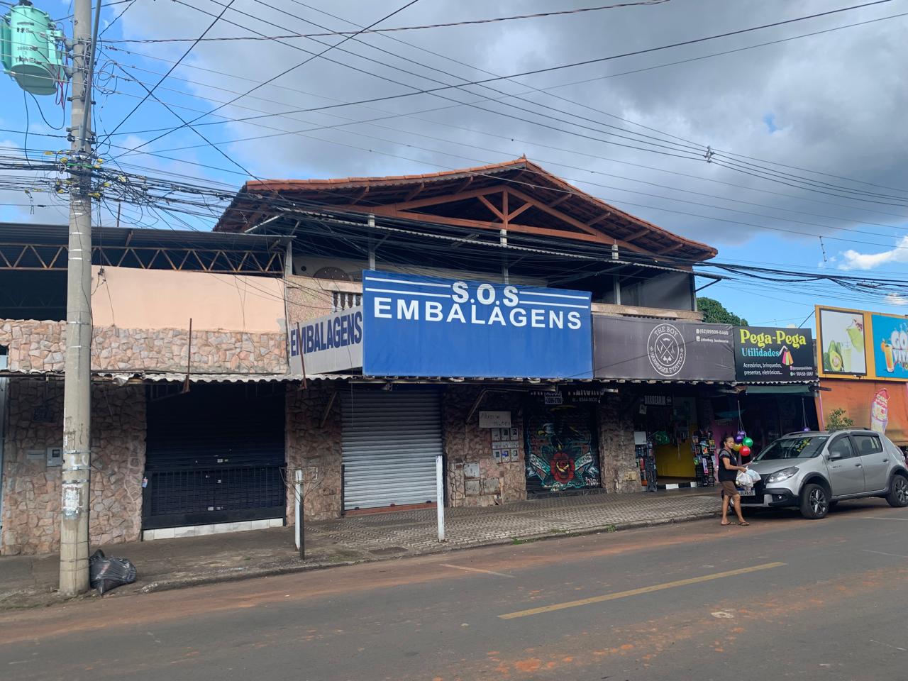CASA COMERCIAL E RESIDENCIAL SETOR DOS FUNCIONÁRIOS - GOIÂNIA GO