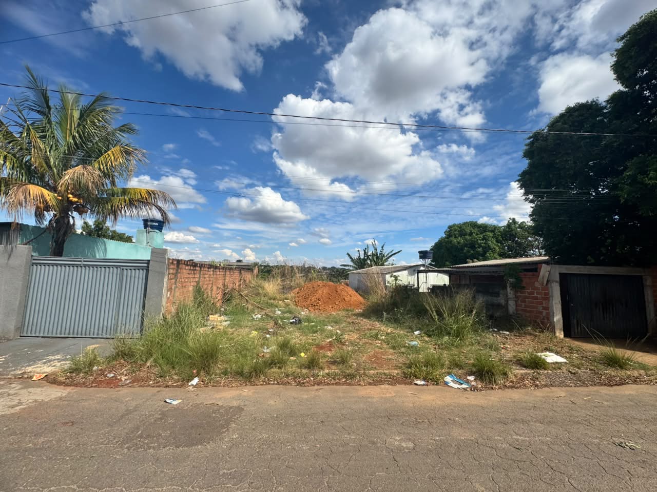 LOTE SETOR AMIM CAMARGO COM 380,98 M²
