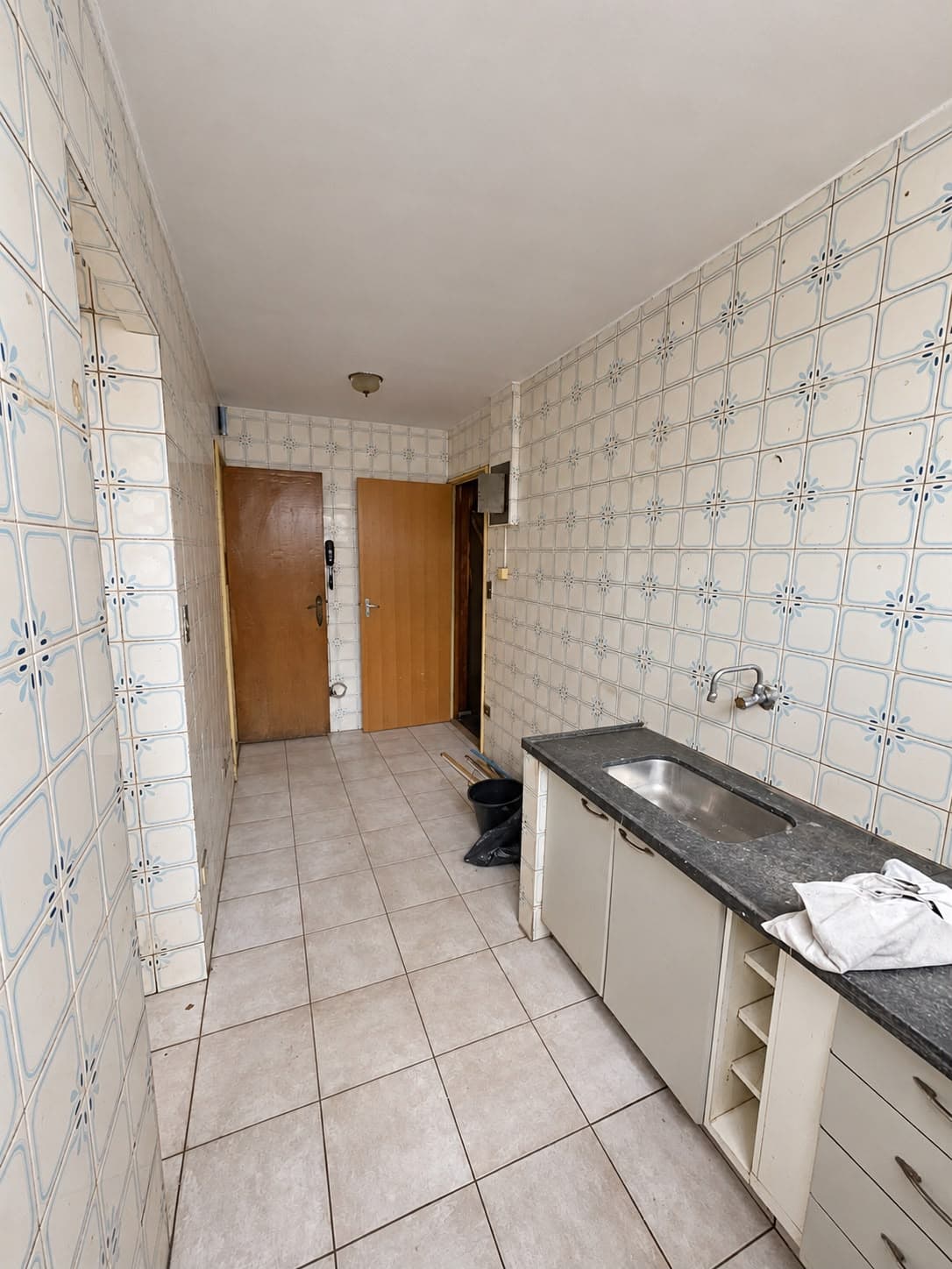 Apartamento no Setor Central, 3 quartos sendo 1 suíte