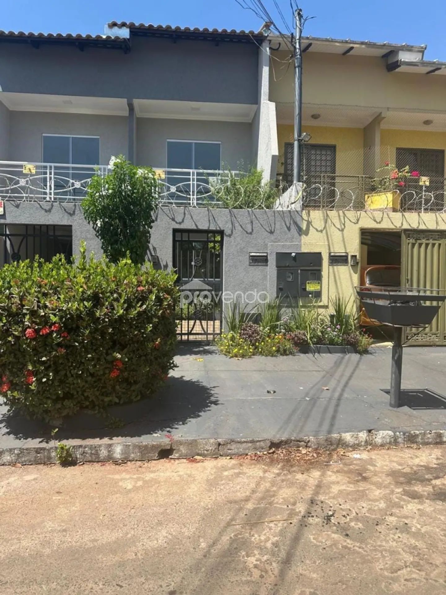 SOBRADO 4 QUARTOS 2 SUÍTES - JARDIM ATLÂNTICO
