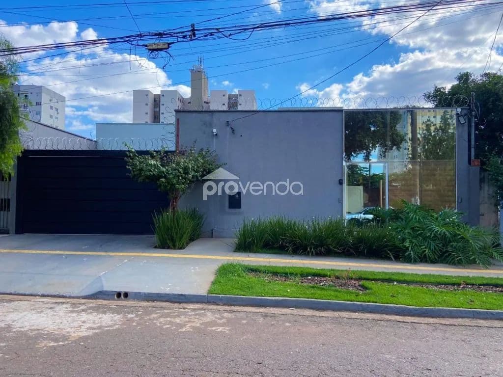 CASA 05 SUÍTES - RUA C-143 - JARDIM AMÉRICA