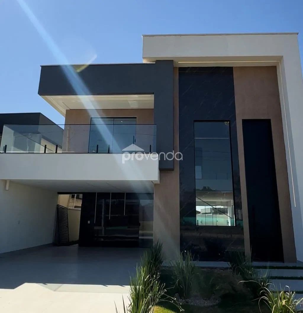 SOBRADO ALTO PADRAO 4 SUÍTE - RESIDENCIAL VILLAGIO TOSCANA - GOIÂNIA - GO