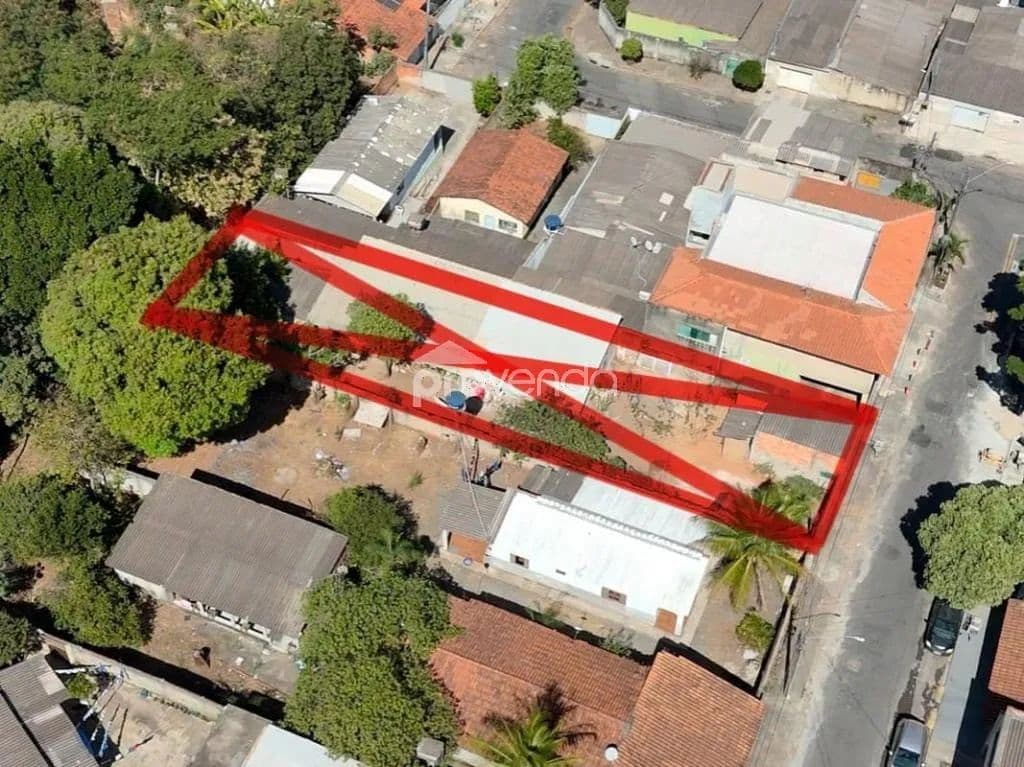 ÁREA COM 533,85m² NO SETOR JARDIM AROEIRAS