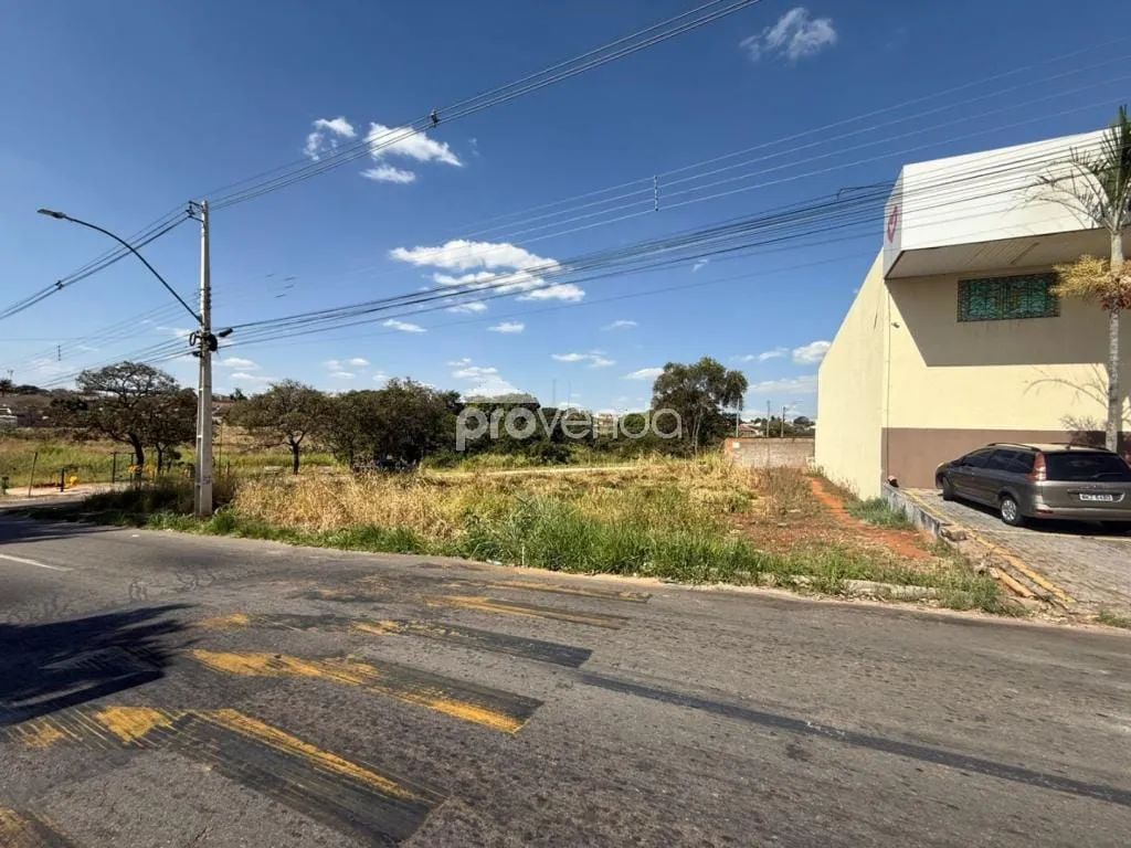 LOTE Á VENDA 473m° - CENTER VILLE