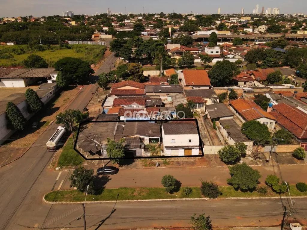 TERRENO DE ESQUINA À VENDA JARDIM NOVO MUNDO