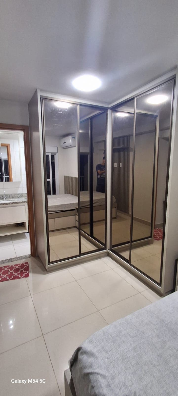 Apartamento 2 Quartos sendo 1 Suíte - Setor Pedro Ludovico