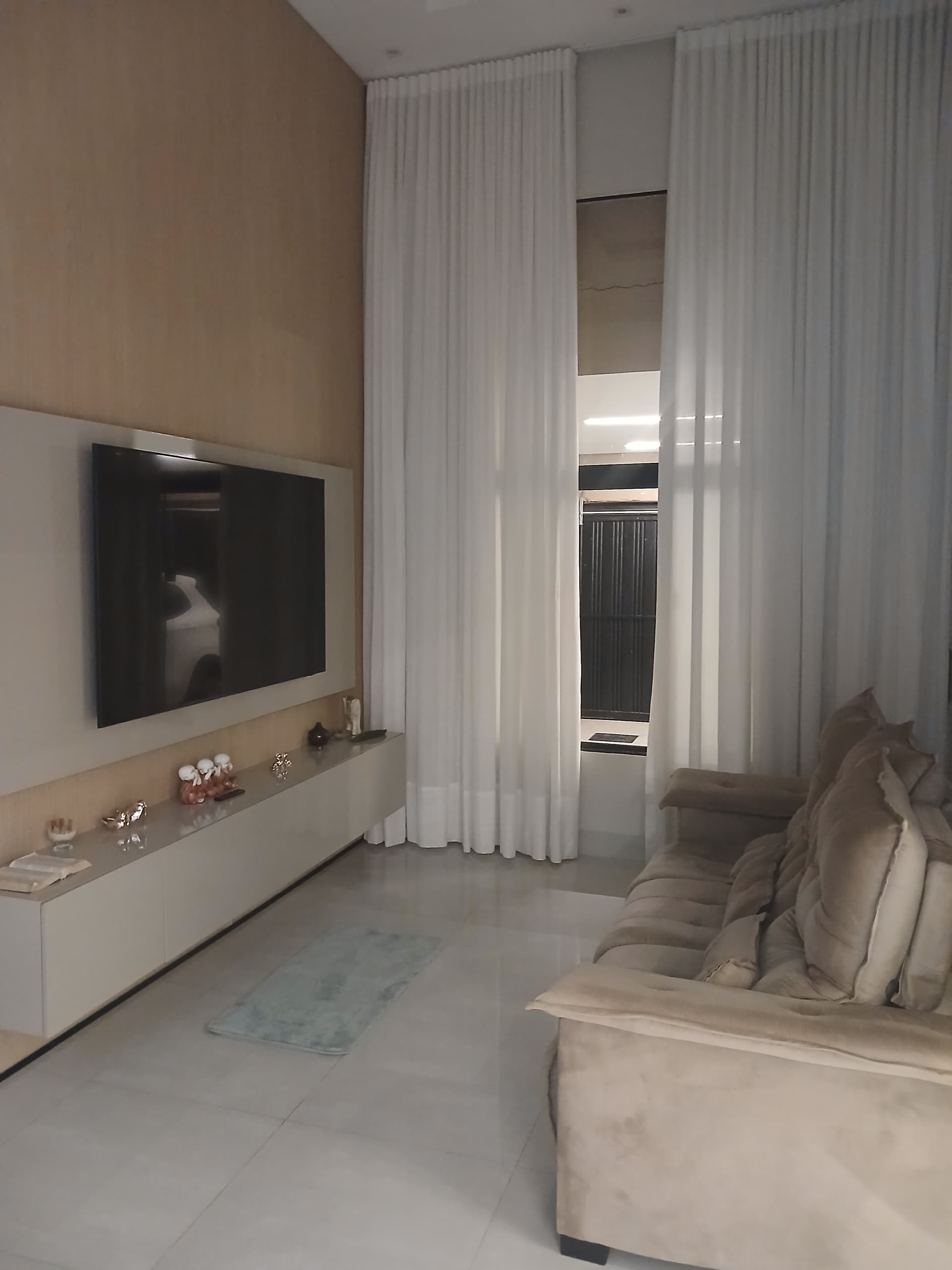Casa 3 Quartos e 1 Suíte - Aparecida de Goiânia