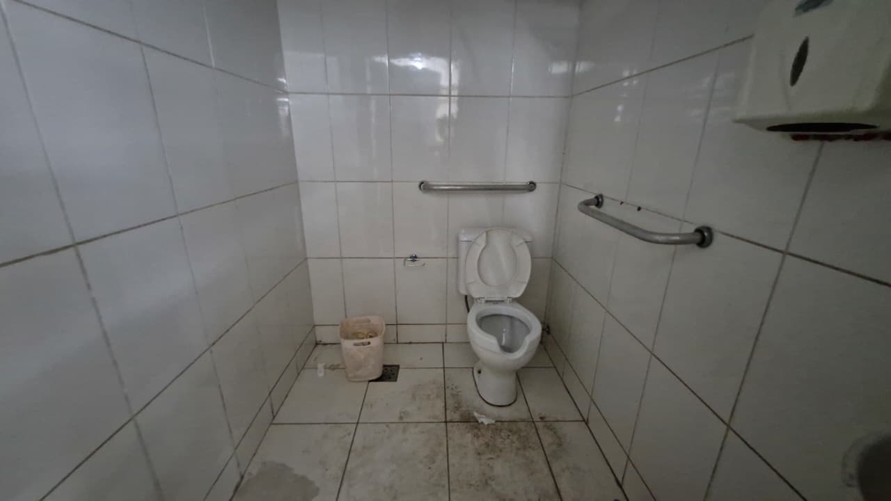 SALA COMERCIAL 200M², SETOR CAMPINAS.