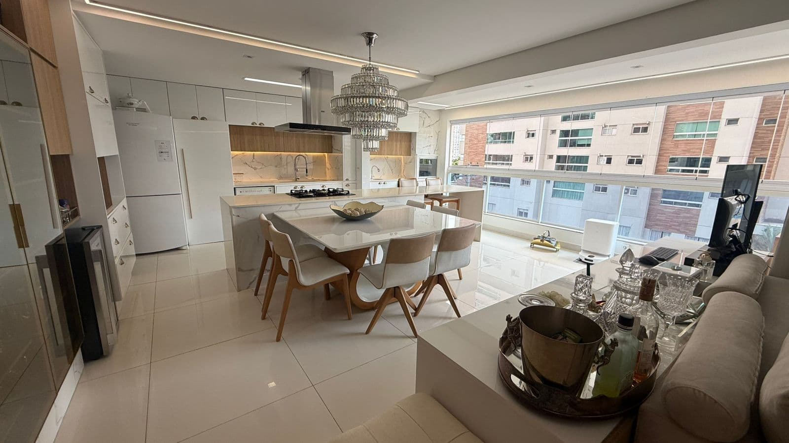 Apartamento de Alto Padrão no Jardim Goiás | 124 m², 2 Suítes, Elevador Privativo e Porteira Fechada