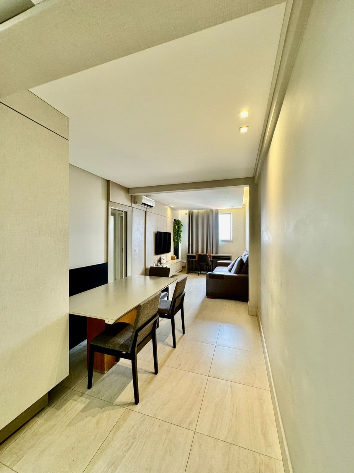 Apartamento impecável no Setor Bueno – T37 esquina com T12