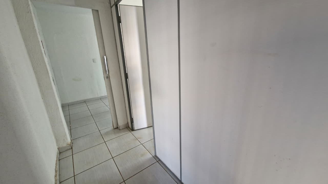 SALA COMERCIAL DE 60M², SETOR COIMBRA.