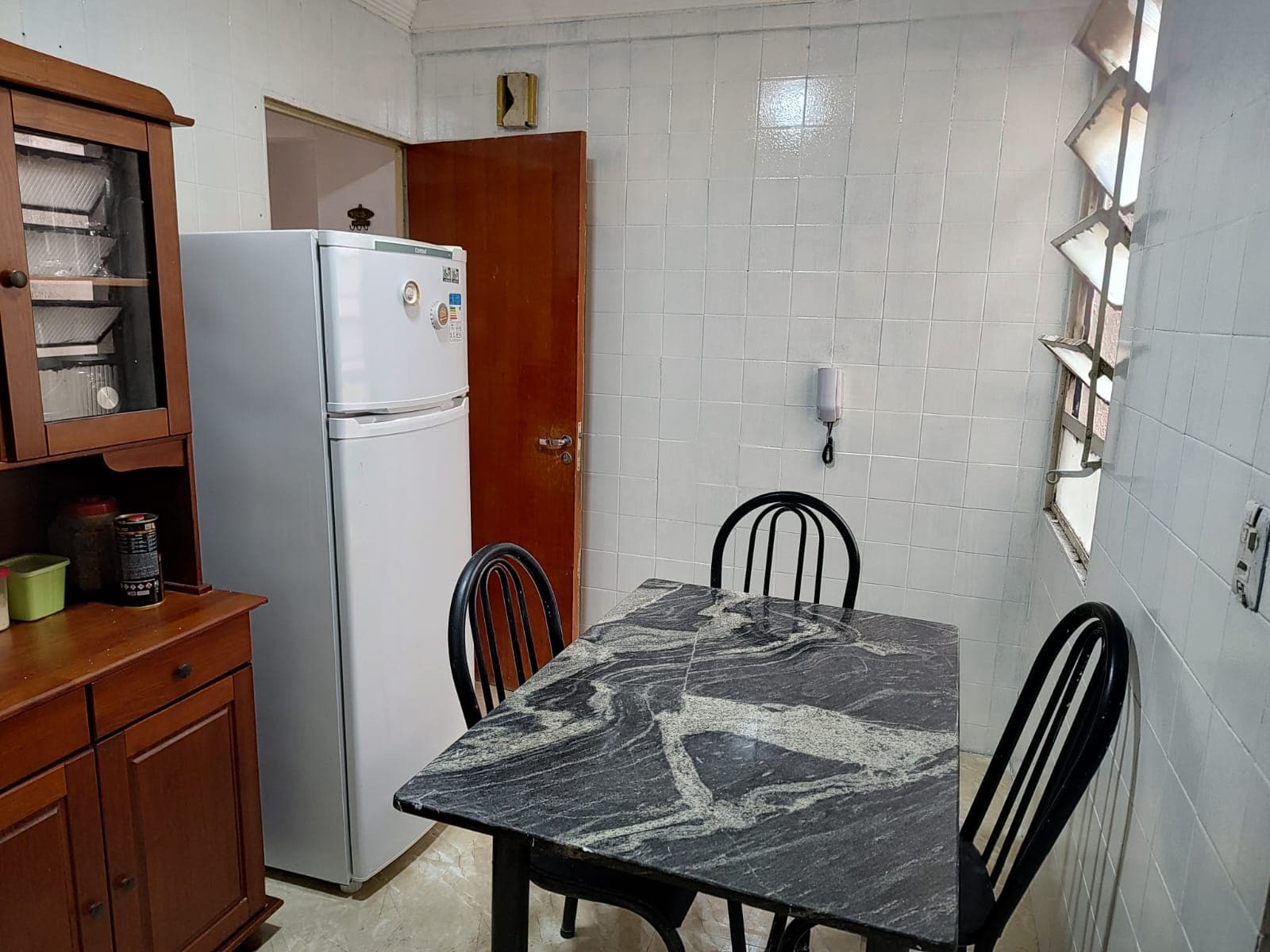 Apartamento 02 Quartos - Jardim América - Goiania - Go