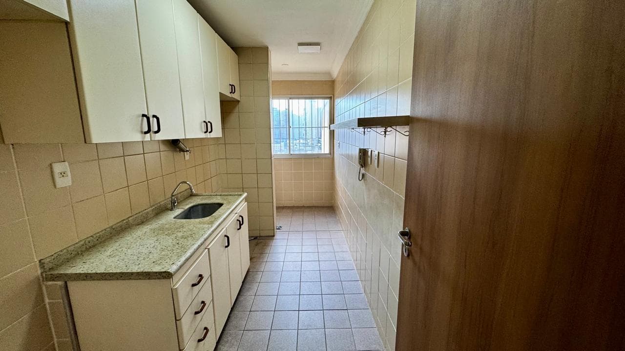 APARTAMENTO 2 QUARTOS NO BUENO , Próximo ao Vaca Brava