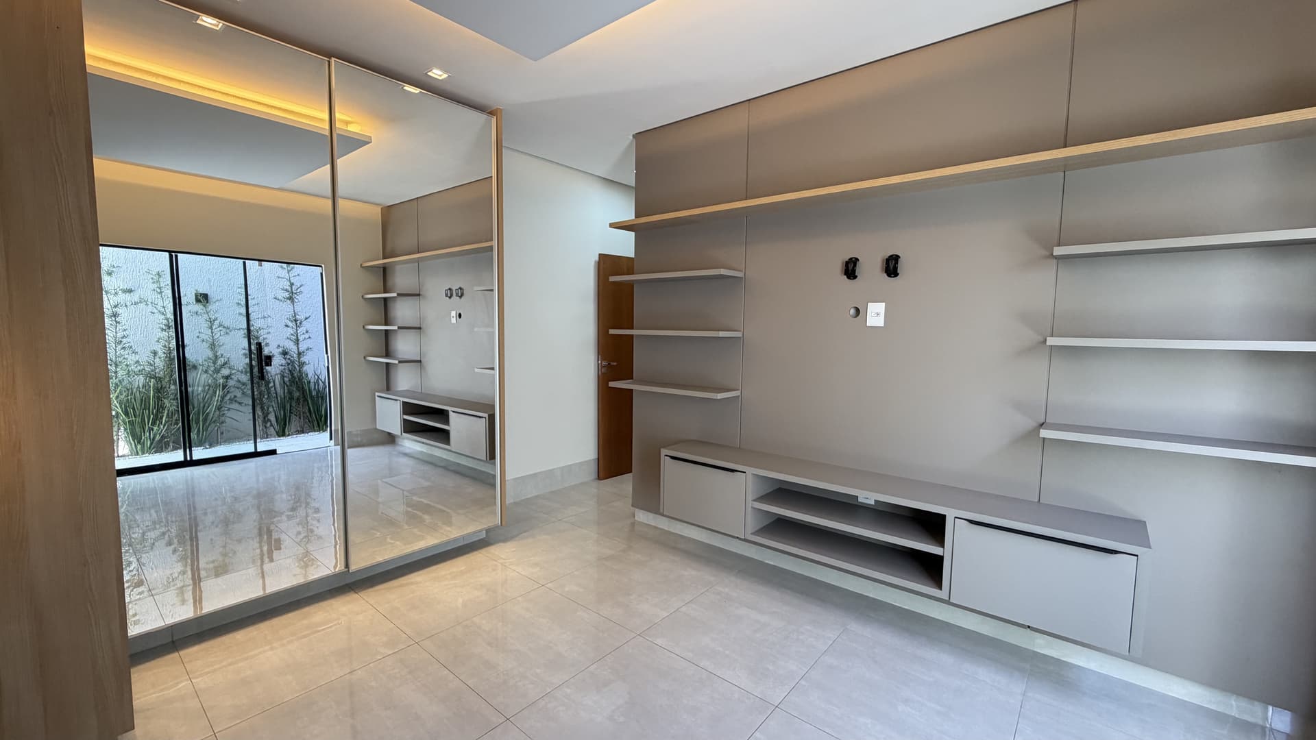 Casa Espaçosa com 202m² no Bairro Ilda em Aparecida de Goiânia