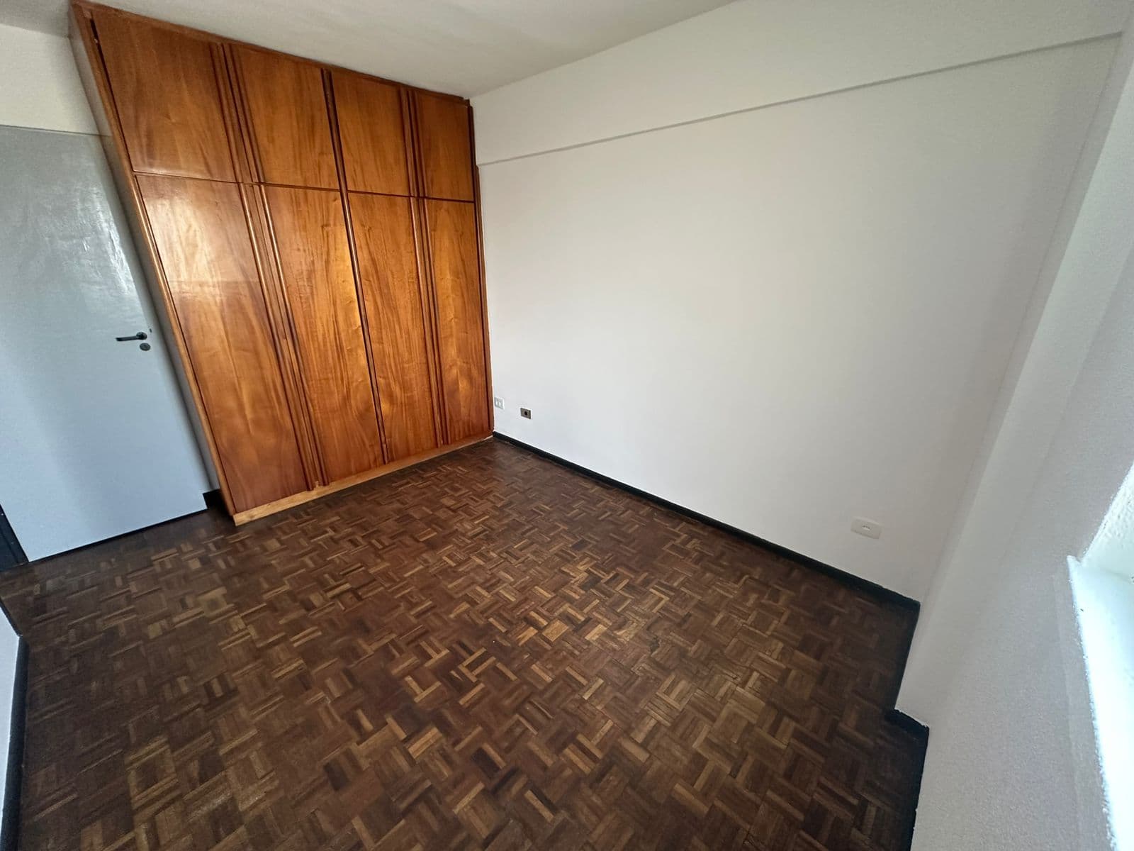 APARTAMENTO 2 QUARTOS SENDO 1 SUITE RES CARAJAS NO SETOR AEROPORTO