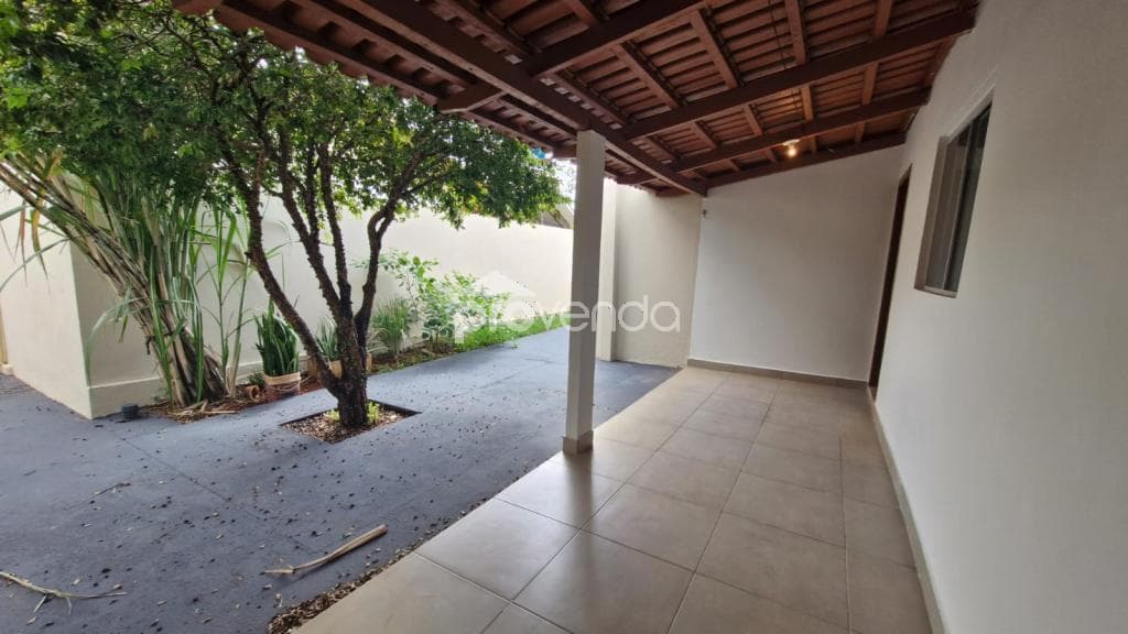 CASA 02 QUARTOS, JARDIM AMÉRICA.