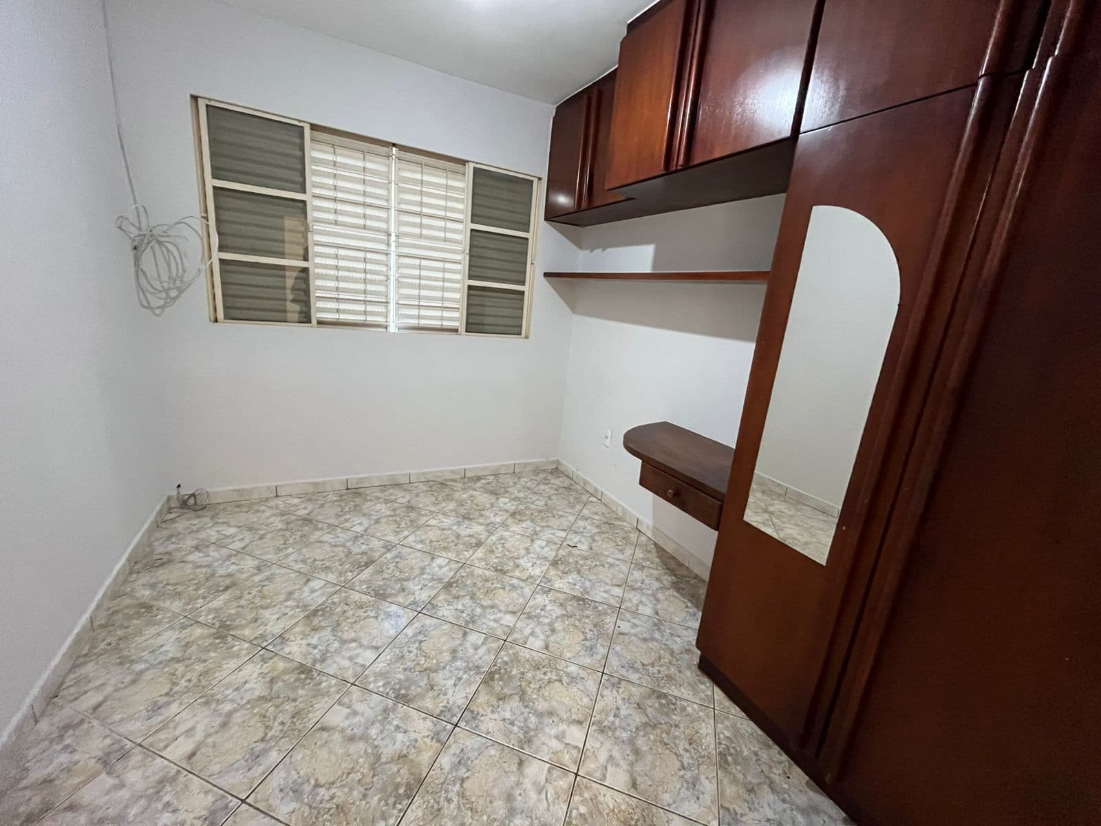 UM TERRENO COM DUAS CASAS 5.600M² VILA MORAIS GOIÂNIA GO