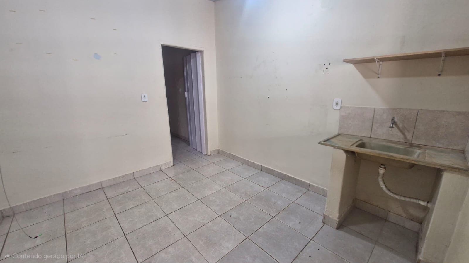 CASA COMERCIAL DE 30M², JARDIM AMÉRICA.