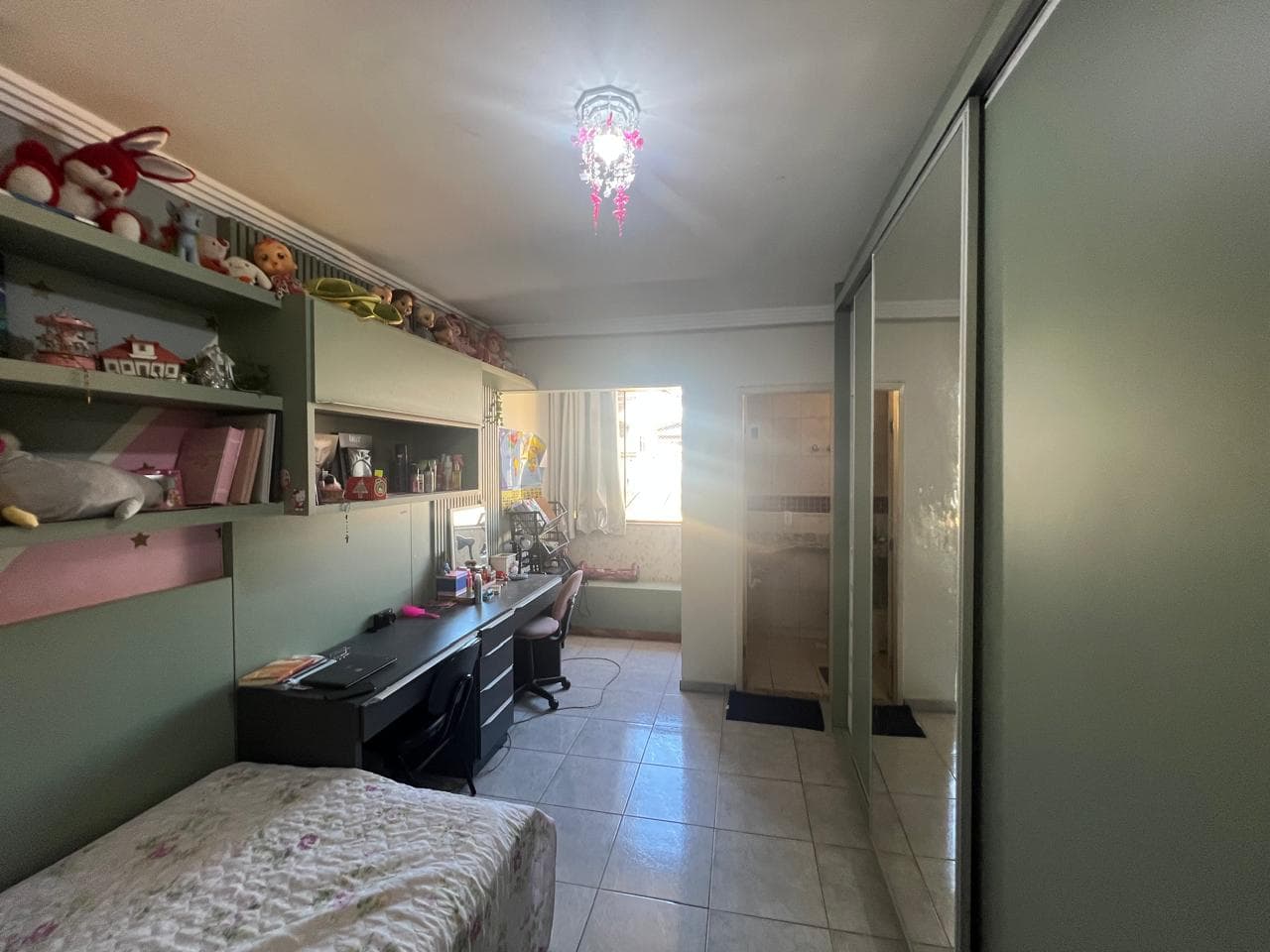 Sobrado 05 Quartos 03 Suítes 194M² - Residencial Solar Jaó II - Setor Jaó Goiânia - Go