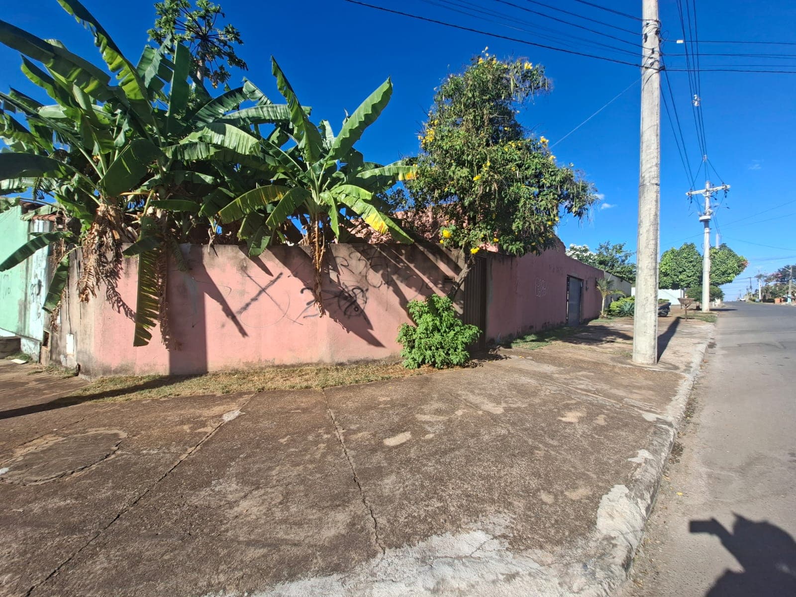 Casa 03 Barracões - Residencial Forteville – Ótima Oportunidade de Investimento