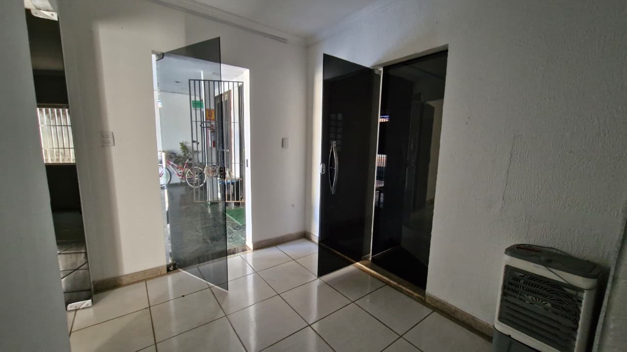 SALA COMERCIAL DE 60M², SETOR COIMBRA.