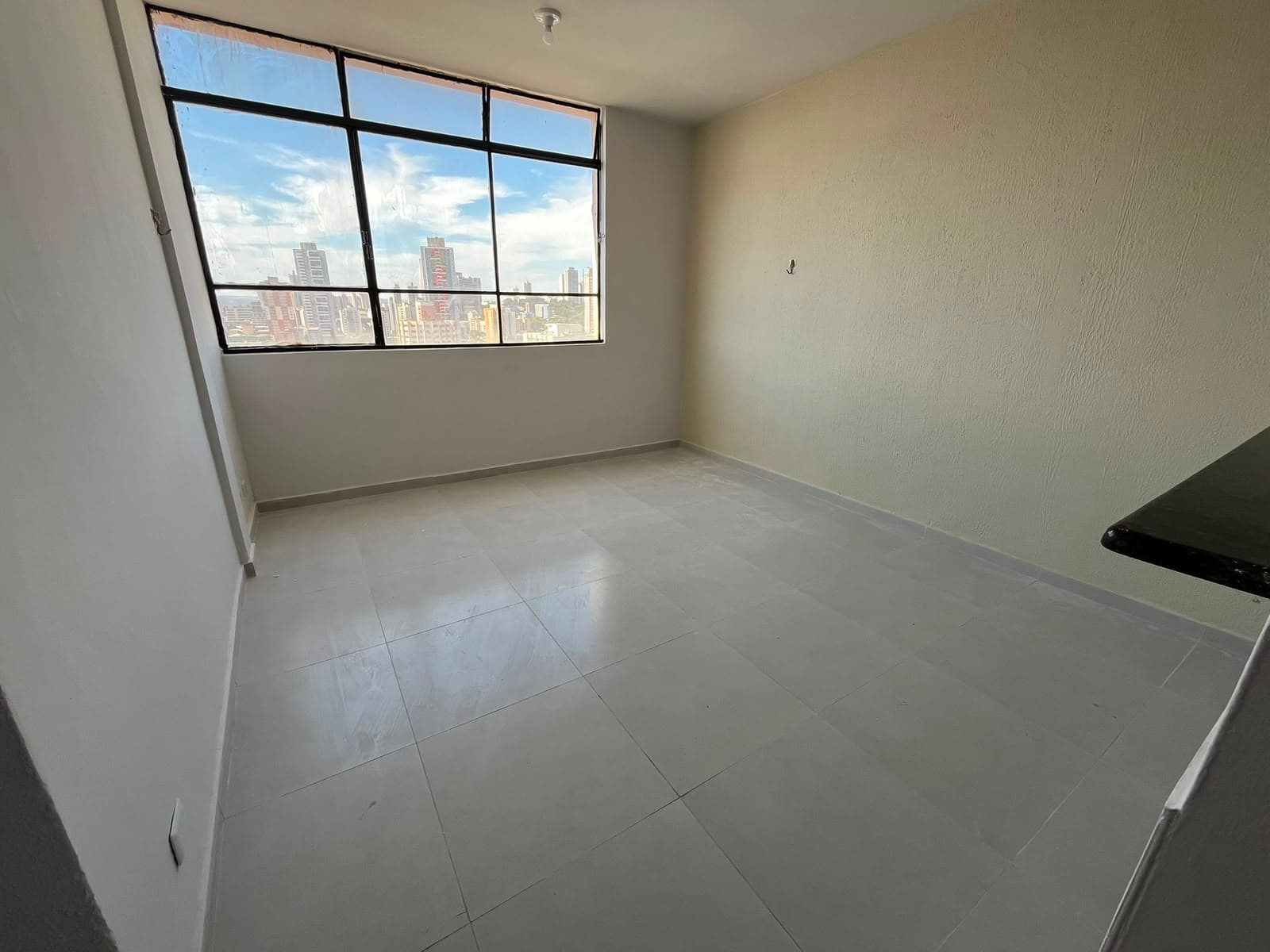 APARTAMENTO 1 QUARTO NO SETOR CENTRAL EDIFICIO FIDELIS