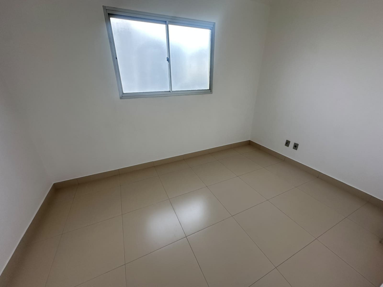 APARTAMENTO 2 QUARTOS RESIDENCIAL ONIX NO RES ELDORADO